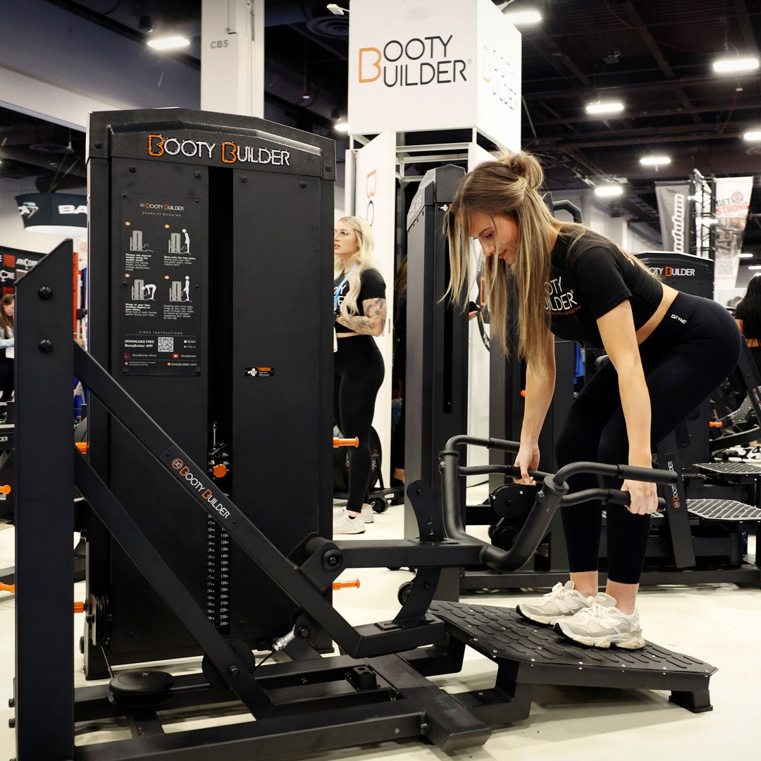 Booty Builder Selectorized Deadlift