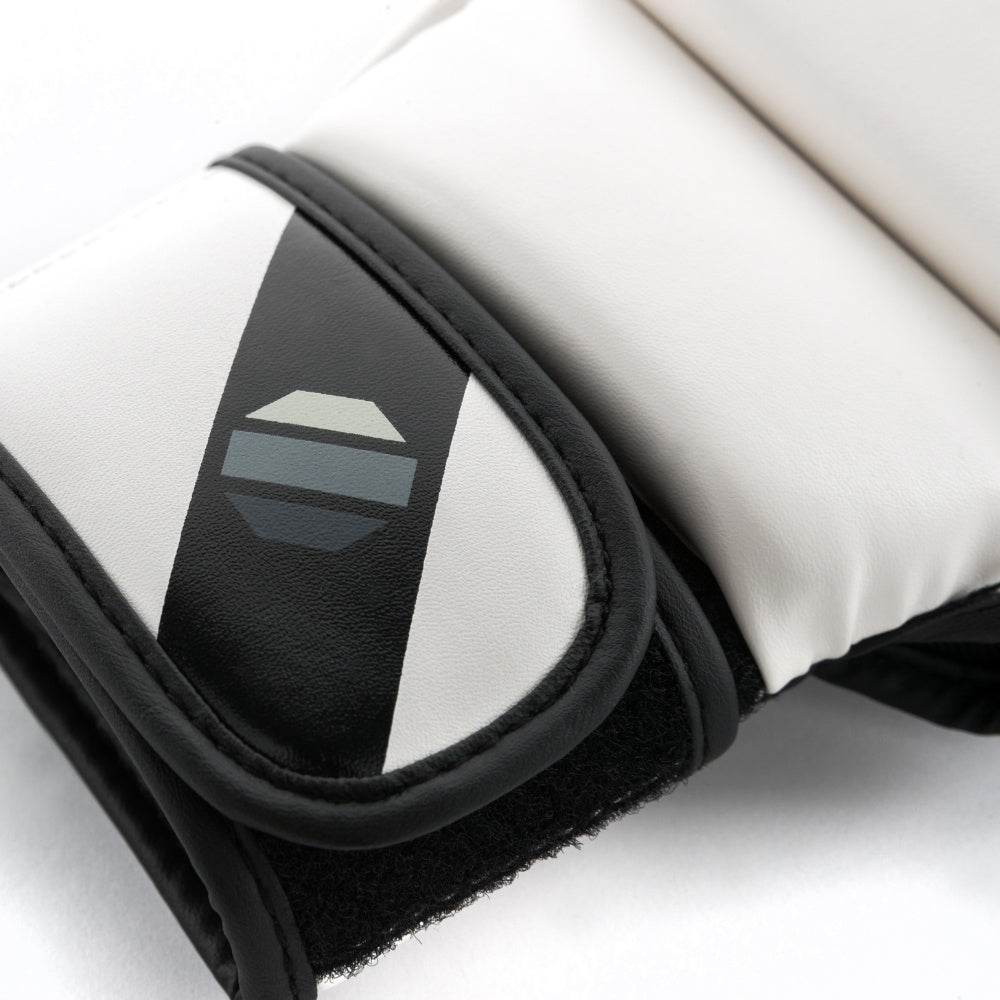 UFC CONTENDER MMA SPARRING GLOVES | 8oz