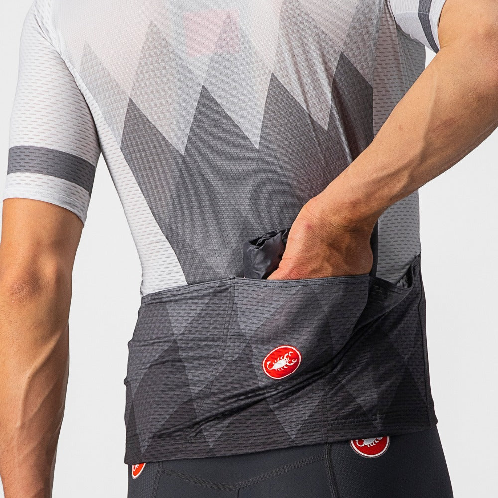 CASTELLI A TUTTA JERSEY