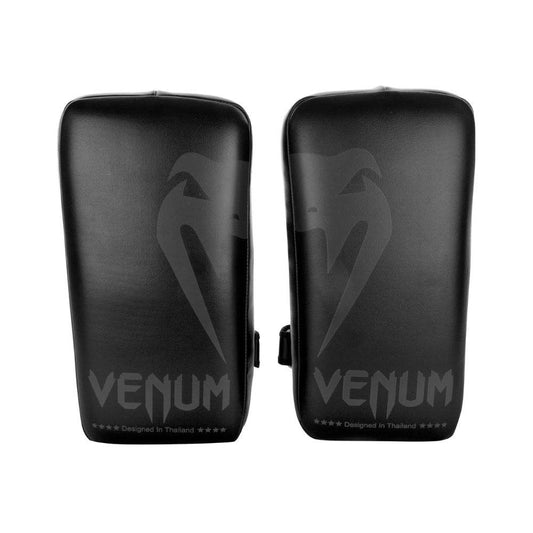 GIANT KICK PADS